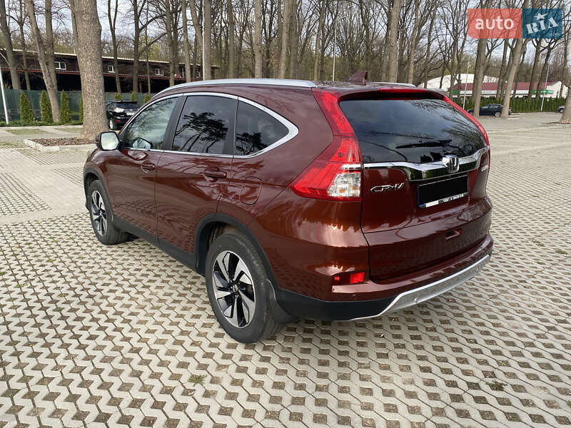 Внедорожник / Кроссовер Honda CR-V 2015 в Харькове