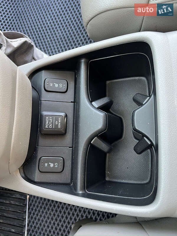 Внедорожник / Кроссовер Honda CR-V 2012 в Мироновке