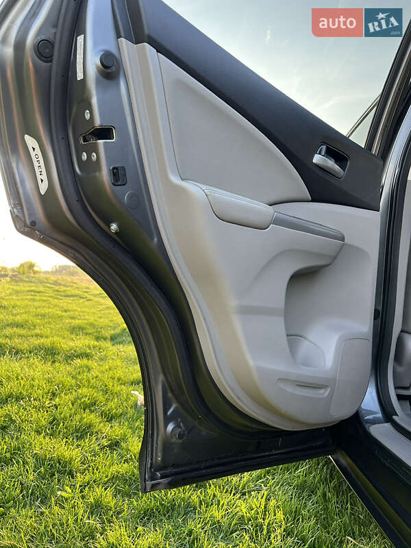 Внедорожник / Кроссовер Honda CR-V 2012 в Мироновке