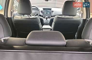 Внедорожник / Кроссовер Honda CR-V 2015 в 