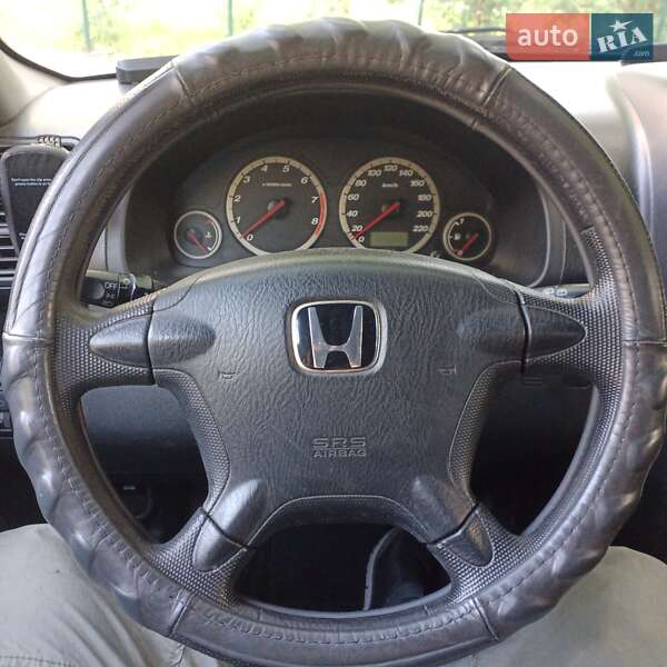 Внедорожник / Кроссовер Honda CR-V 2002 в Киеве