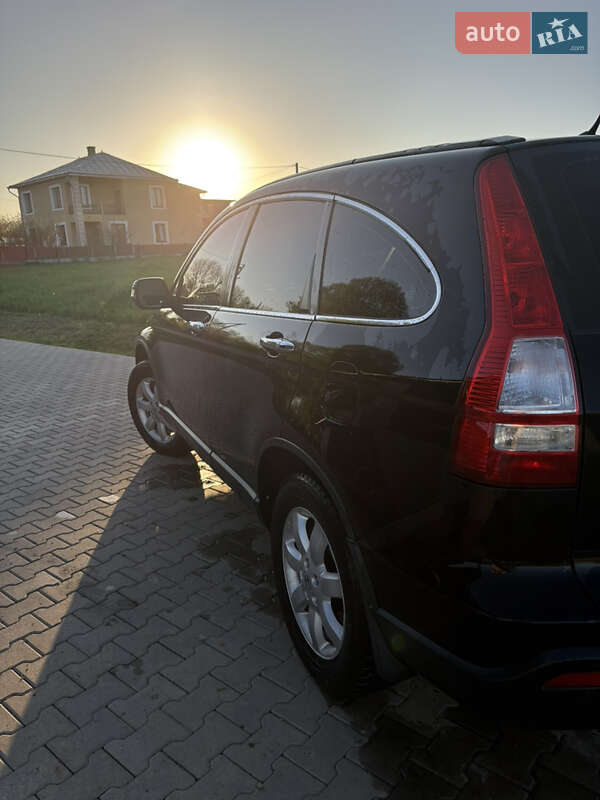 Внедорожник / Кроссовер Honda CR-V 2008 в Черновцах