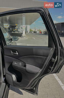 Внедорожник / Кроссовер Honda CR-V 2015 в 