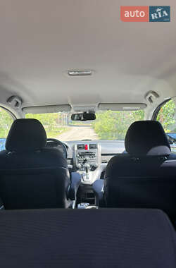 Внедорожник / Кроссовер Honda CR-V 2011 в 
