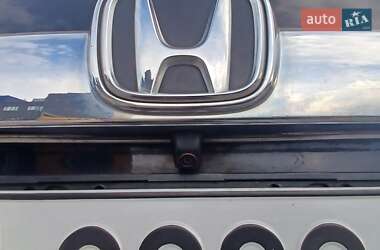 Позашляховик / Кросовер Honda CR-V 2010 в 
