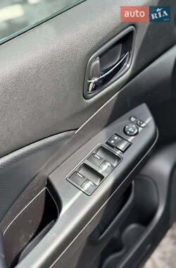 Внедорожник / Кроссовер Honda CR-V 2014 в 