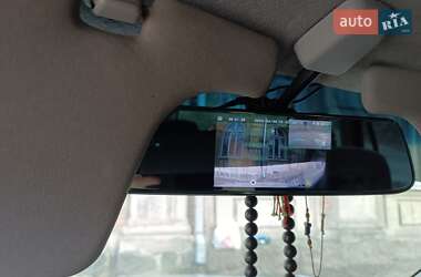 Позашляховик / Кросовер Honda CR-V 2001 в 