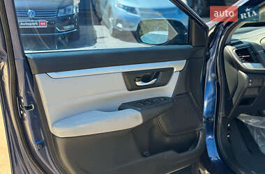 Внедорожник / Кроссовер Honda CR-V 2019 в 
