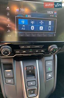 Позашляховик / Кросовер Honda CR-V 2022 в 