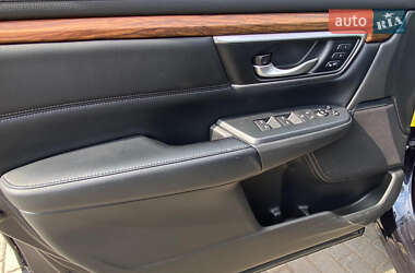 Внедорожник / Кроссовер Honda CR-V 2017 в 