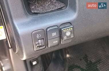 Внедорожник / Кроссовер Honda CR-V 2005 в 