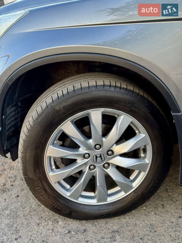 Позашляховик / Кросовер Honda CR-V 2010 в Полтаві