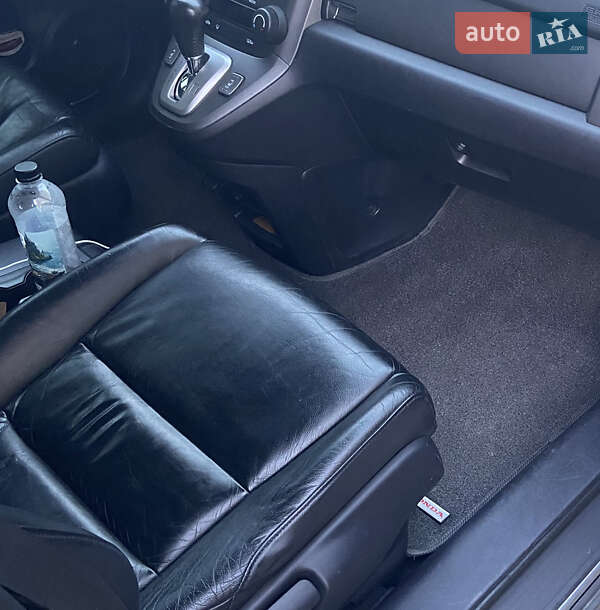 Внедорожник / Кроссовер Honda CR-V 2008 в Киеве