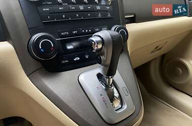 Позашляховик / Кросовер Honda CR-V 2007 в 