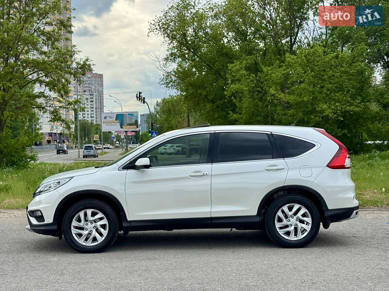 Позашляховик / Кросовер Honda CR-V 2015 в Києві