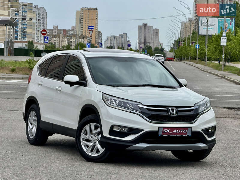 Позашляховик / Кросовер Honda CR-V 2015 в Києві