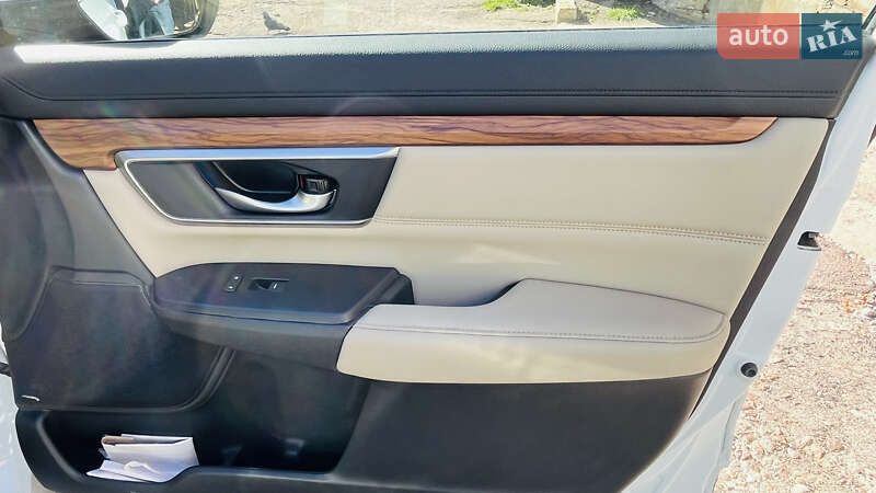 Позашляховик / Кросовер Honda CR-V 2021 в Києві
