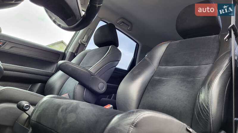 Внедорожник / Кроссовер Honda CR-V 2010 в Радивилове
