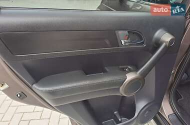 Позашляховик / Кросовер Honda CR-V 2011 в 