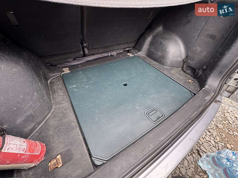 Внедорожник / Кроссовер Honda CR-V 2003 в Ивано-Франковске