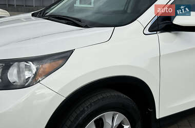 Позашляховик / Кросовер Honda CR-V 2014 в 
