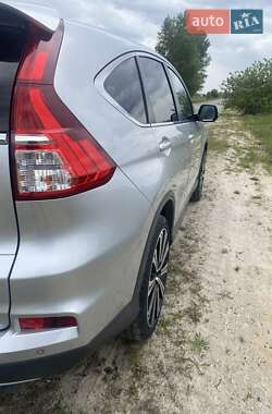 Внедорожник / Кроссовер Honda CR-V 2015 в 