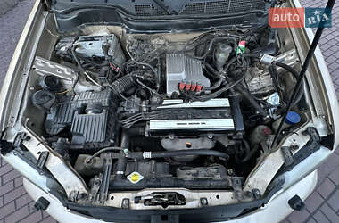 Внедорожник / Кроссовер Honda CR-V 2001 в 