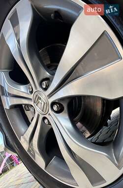 Внедорожник / Кроссовер Honda CR-V 2013 в 