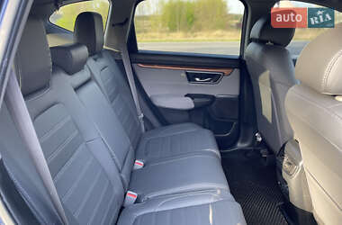 Позашляховик / Кросовер Honda CR-V 2019 в 