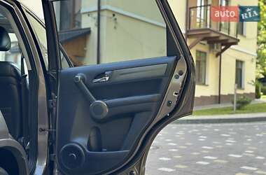 Позашляховик / Кросовер Honda CR-V 2011 в 
