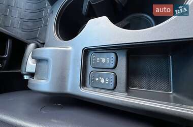 Позашляховик / Кросовер Honda CR-V 2008 в 