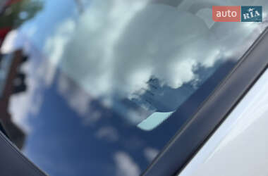 Внедорожник / Кроссовер Honda CR-V 2023 в 