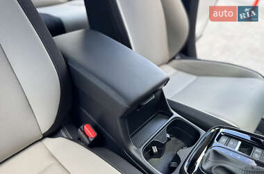 Внедорожник / Кроссовер Honda CR-V 2023 в 
