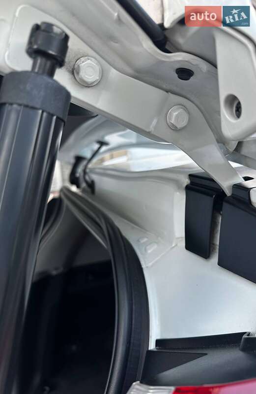 Внедорожник / Кроссовер Honda CR-V 2020 в Макарове