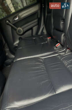 Позашляховик / Кросовер Honda CR-V 2010 в 