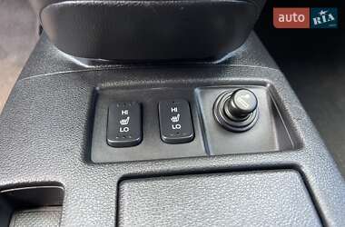 Позашляховик / Кросовер Honda CR-V 2013 в 