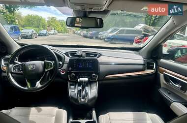 Позашляховик / Кросовер Honda CR-V 2017 в 