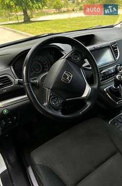 Внедорожник / Кроссовер Honda CR-V 2015 в Сокале