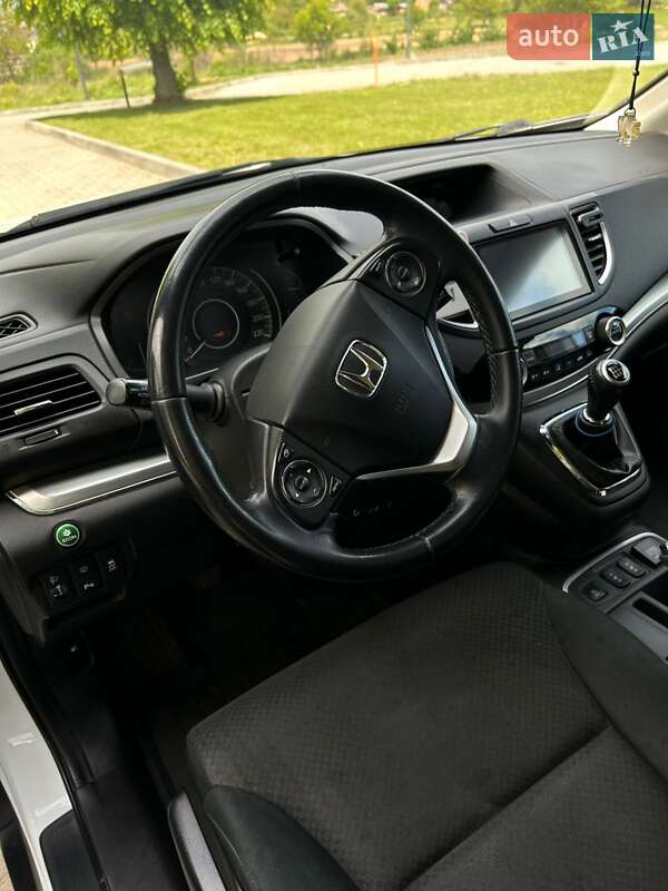 Внедорожник / Кроссовер Honda CR-V 2015 в Сокале