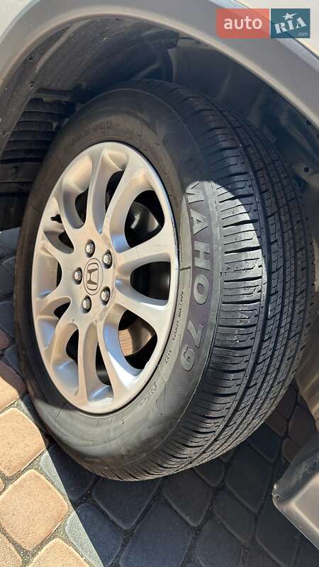 Позашляховик / Кросовер Honda CR-V 2014 в Бершаді