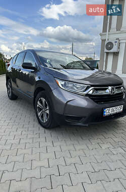 Позашляховик / Кросовер Honda CR-V 2017 в Чернівцях