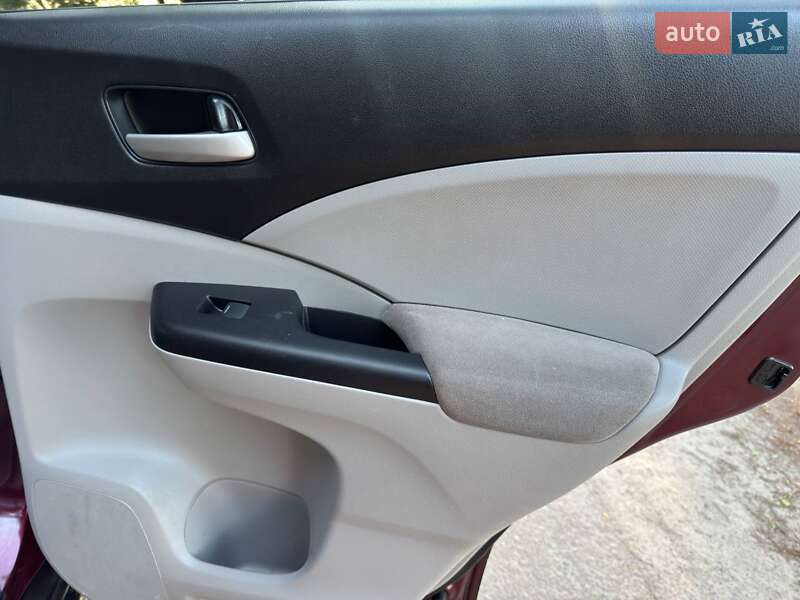 Внедорожник / Кроссовер Honda CR-V 2014 в Ахтырке