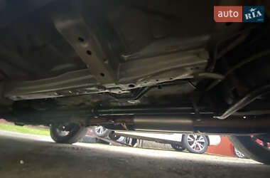 Позашляховик / Кросовер Honda CR-V 2011 в 