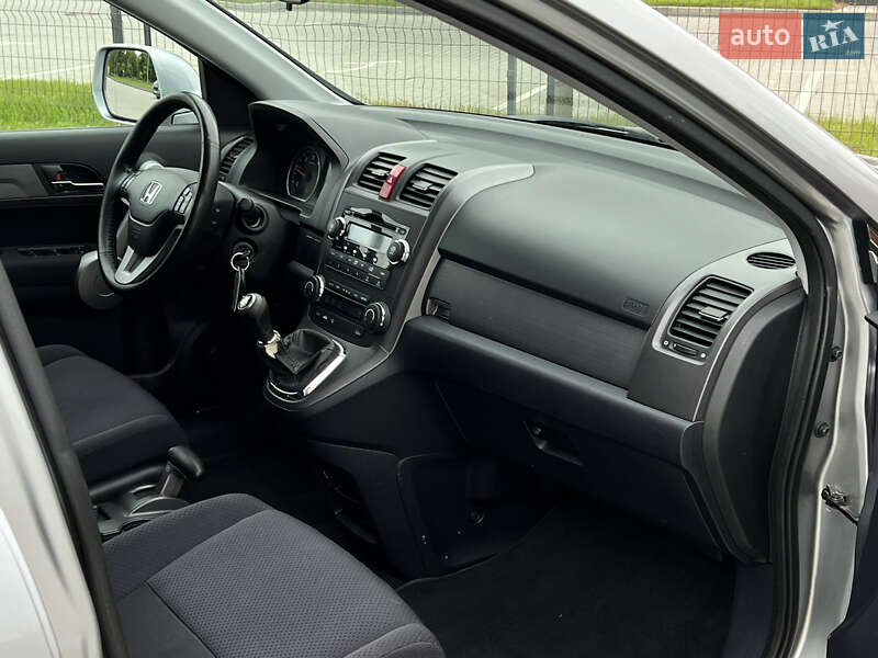 Позашляховик / Кросовер Honda CR-V 2007 в Радивиліві