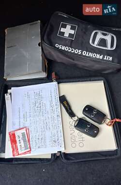 Внедорожник / Кроссовер Honda CR-V 2010 в 