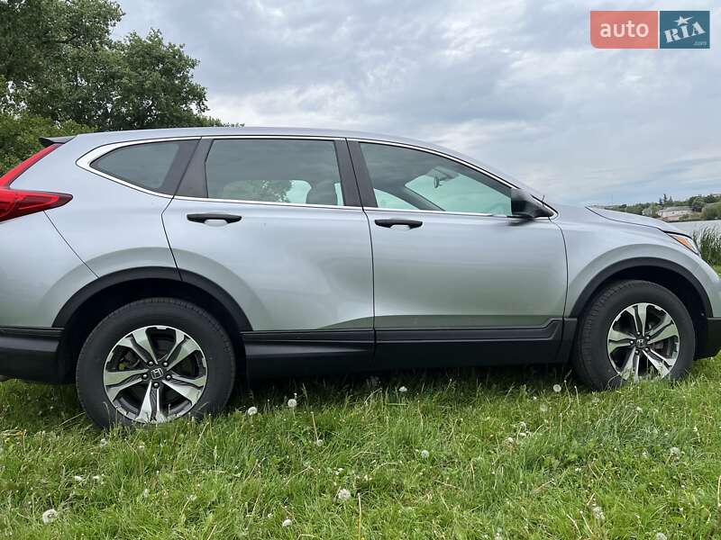 Внедорожник / Кроссовер Honda CR-V 2019 в Сквире