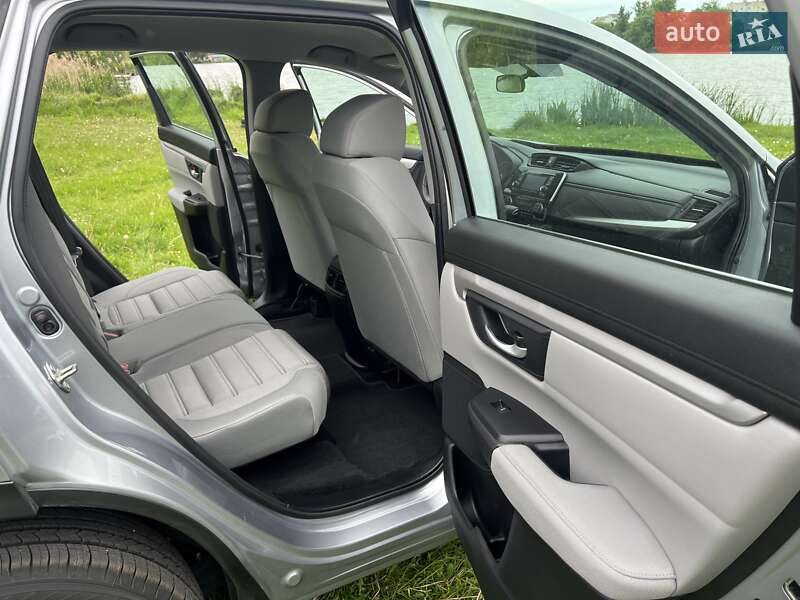 Внедорожник / Кроссовер Honda CR-V 2019 в Сквире