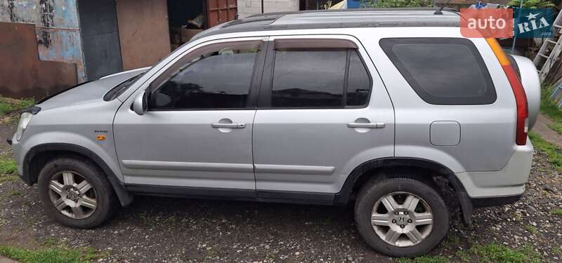 Внедорожник / Кроссовер Honda CR-V 2003 в Киеве