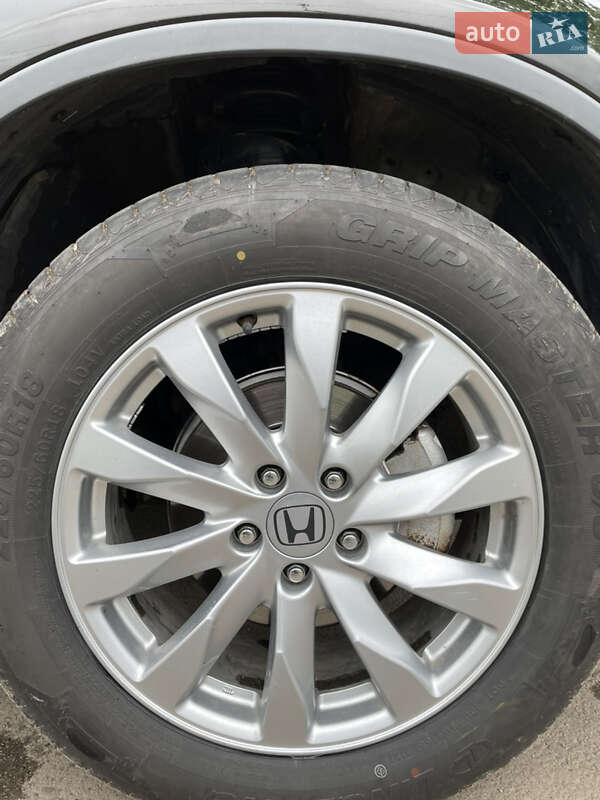 Внедорожник / Кроссовер Honda CR-V 2011 в Тернополе