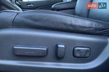 Позашляховик / Кросовер Honda CR-V 2014 в 